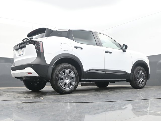 Vehicle image 19 of 44