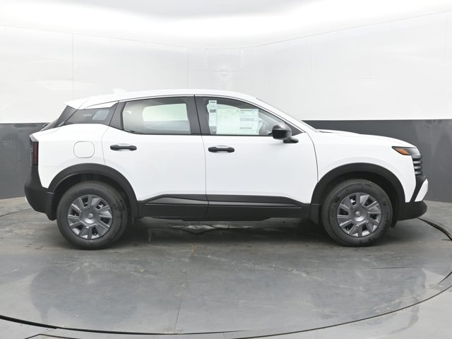 Vehicle image 16 of 43