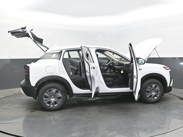 Vehicle image 19 of 43