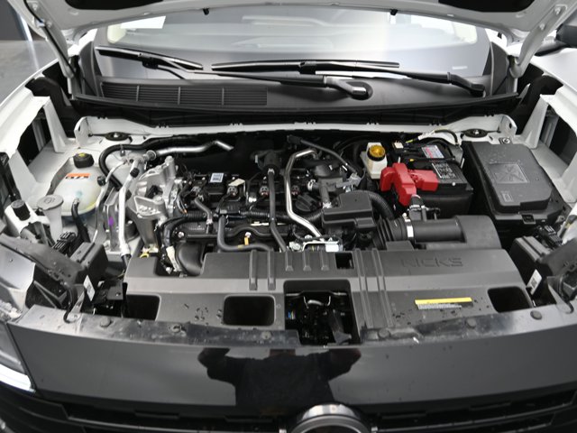 Vehicle image 41 of 43