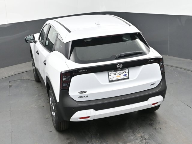 Vehicle image 42 of 43