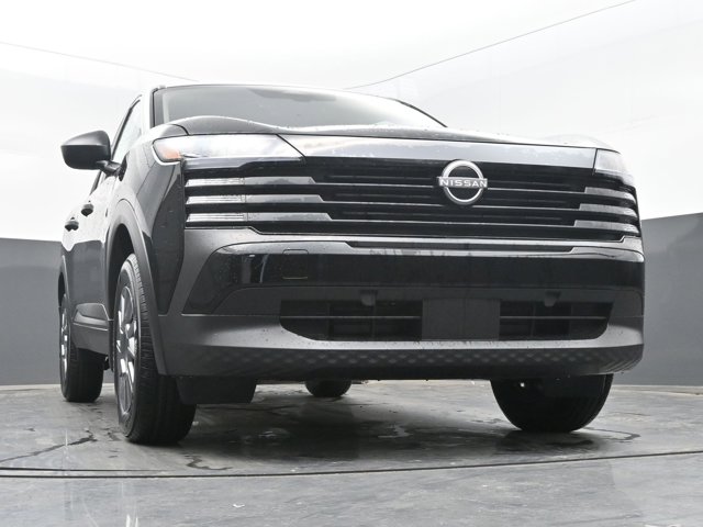 Vehicle image 11 of 44