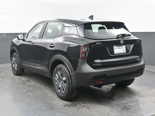 Vehicle image 25 of 43