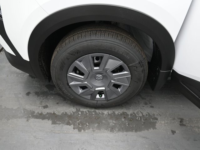 Vehicle image 38 of 43