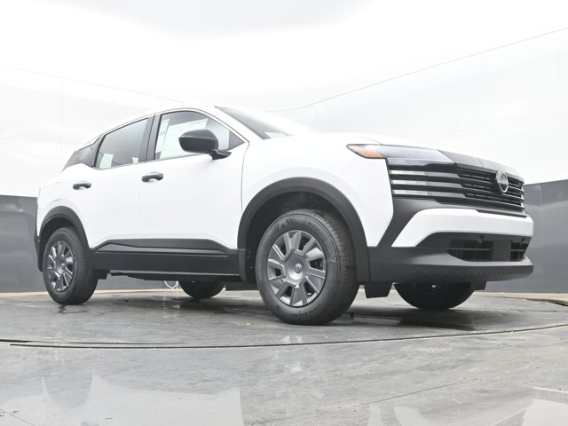 Vehicle image 12 of 43