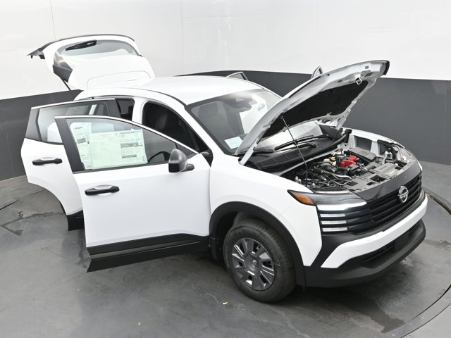 Vehicle image 11 of 43