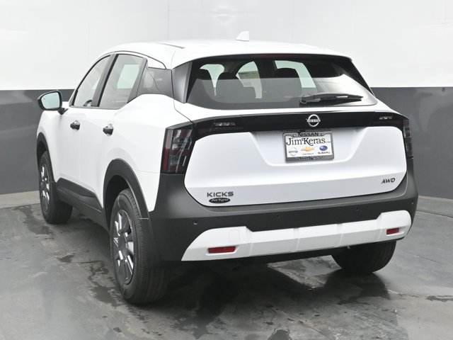 Vehicle image 23 of 43