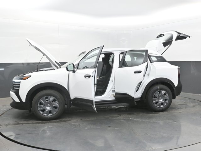 Vehicle image 27 of 43