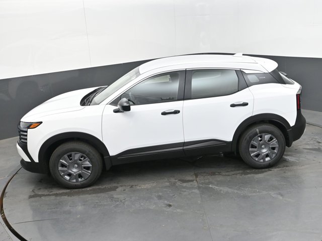 Vehicle image 4 of 43