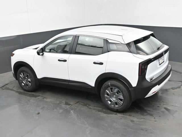 Vehicle image 24 of 43
