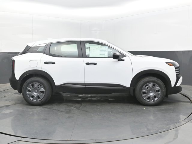 Vehicle image 13 of 43