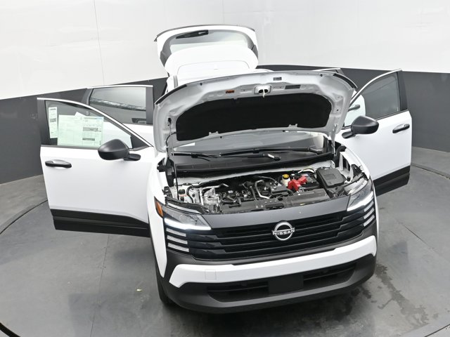 Vehicle image 8 of 43