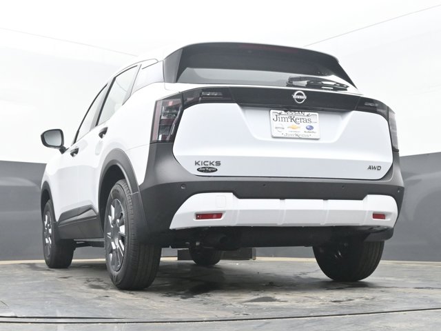 Vehicle image 40 of 43