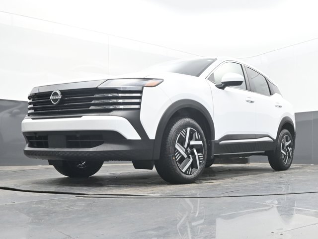 Vehicle image 6 of 45