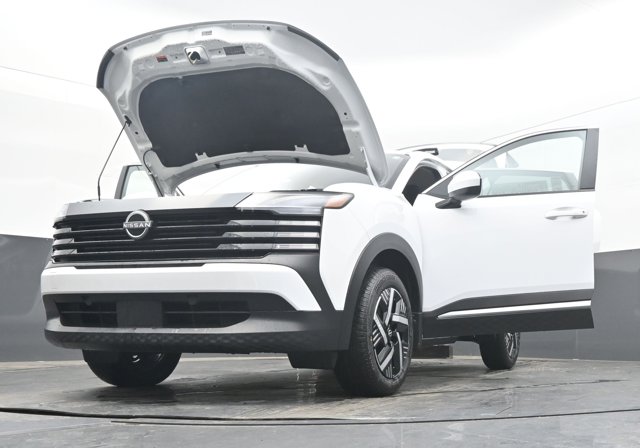 Vehicle image 7 of 45