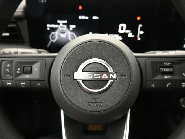 Vehicle image 36 of 45
