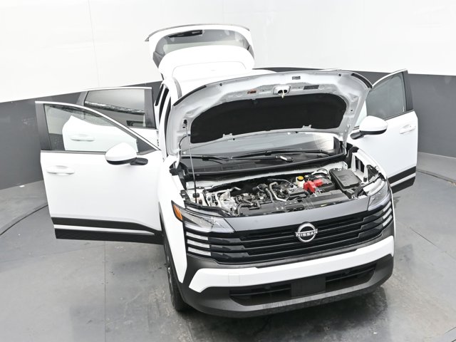 Vehicle image 10 of 45