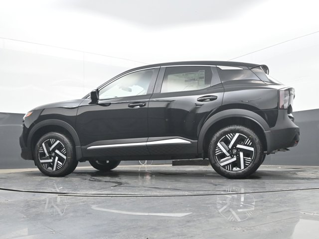 Vehicle image 28 of 45
