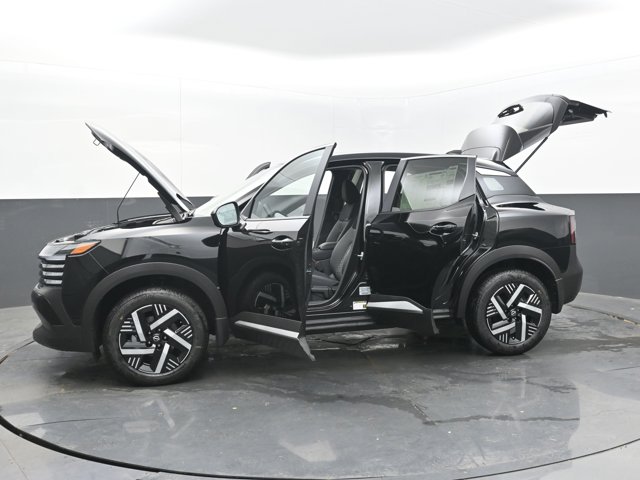 Vehicle image 6 of 45