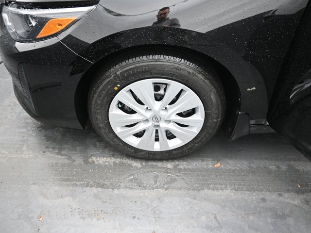 Vehicle image 41 of 43