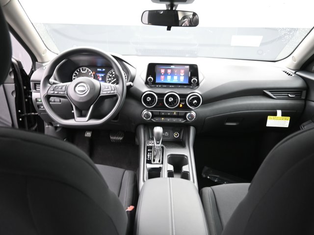 Vehicle image 40 of 43