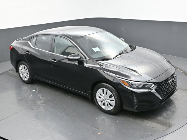 Vehicle image 5 of 43