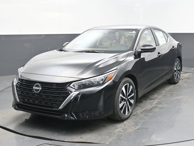 Vehicle image 4 of 44
