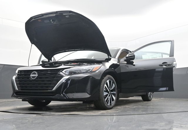 Vehicle image 3 of 44