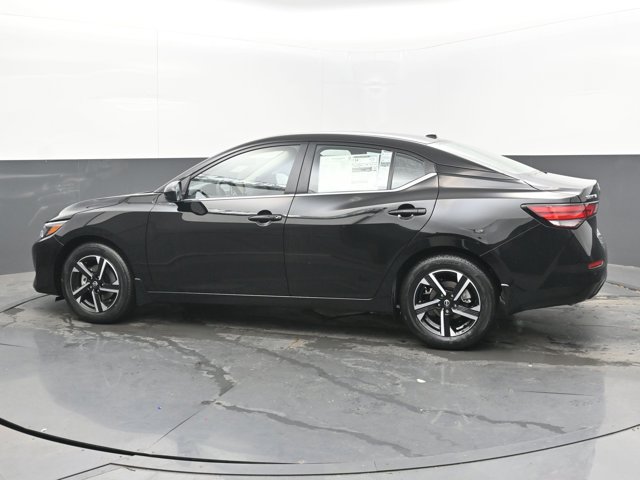 Vehicle image 25 of 45