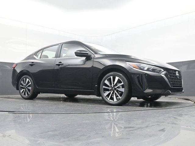 Vehicle image 10 of 44