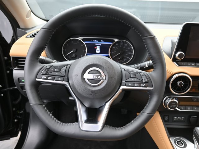 Vehicle image 29 of 44