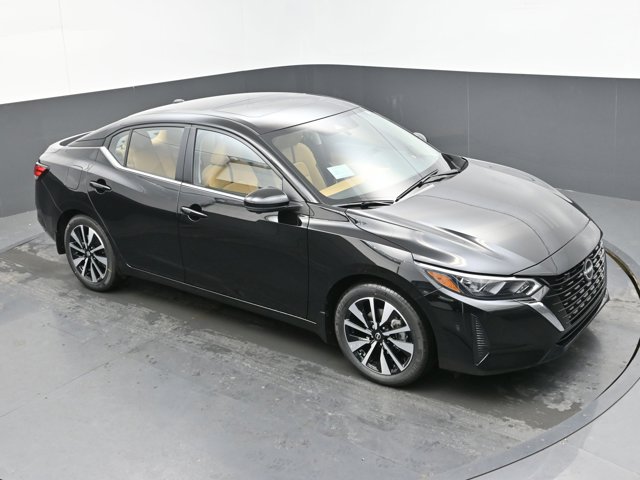 Vehicle image 9 of 44