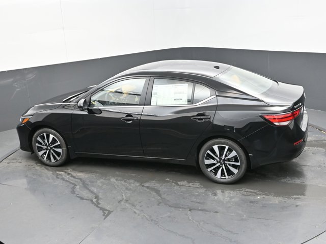 Vehicle image 22 of 44