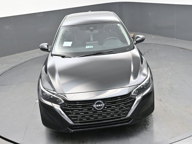 Vehicle image 9 of 44