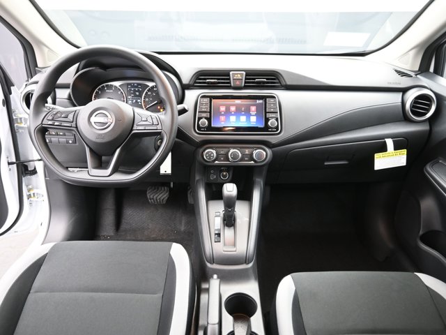 Vehicle image 40 of 45