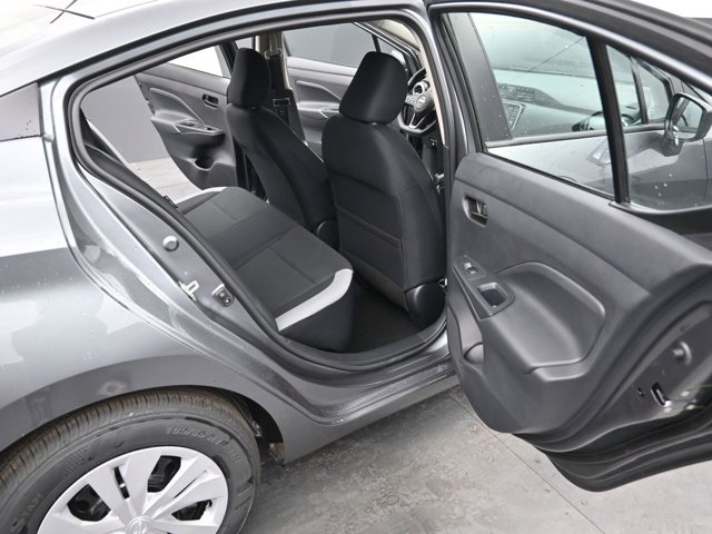 Vehicle image 12 of 44