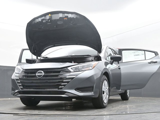 Vehicle image 28 of 44