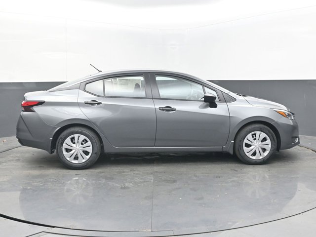 Vehicle image 5 of 44