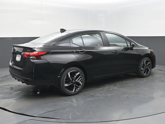 Vehicle image 22 of 44