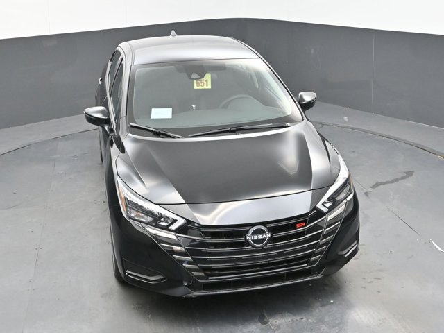 Vehicle image 15 of 44