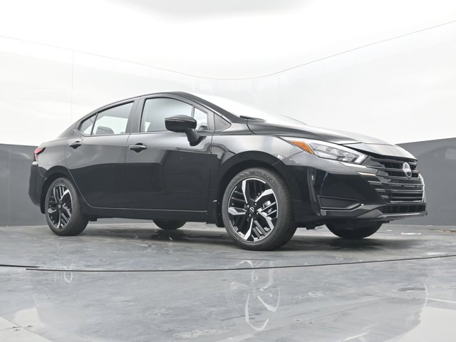 Vehicle image 10 of 44