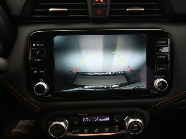 Vehicle image 37 of 44