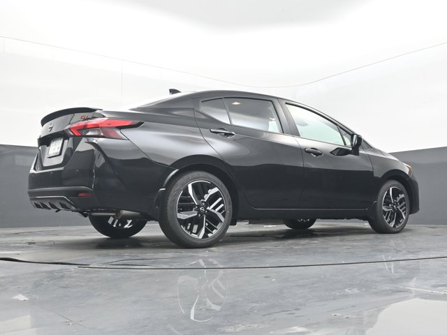 Vehicle image 20 of 44