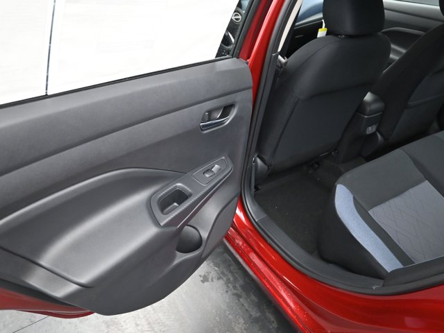 Vehicle image 39 of 45