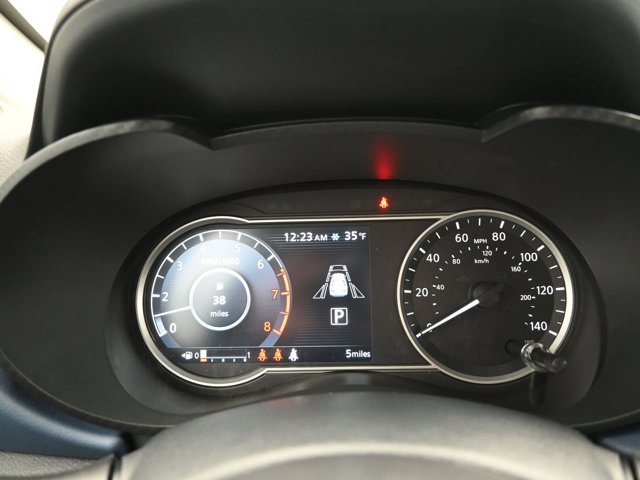 Vehicle image 36 of 45