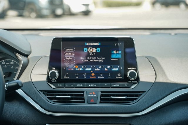 2025 Nissan Altima S Image 17 of 30