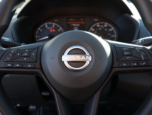 Vehicle image 24 of 30