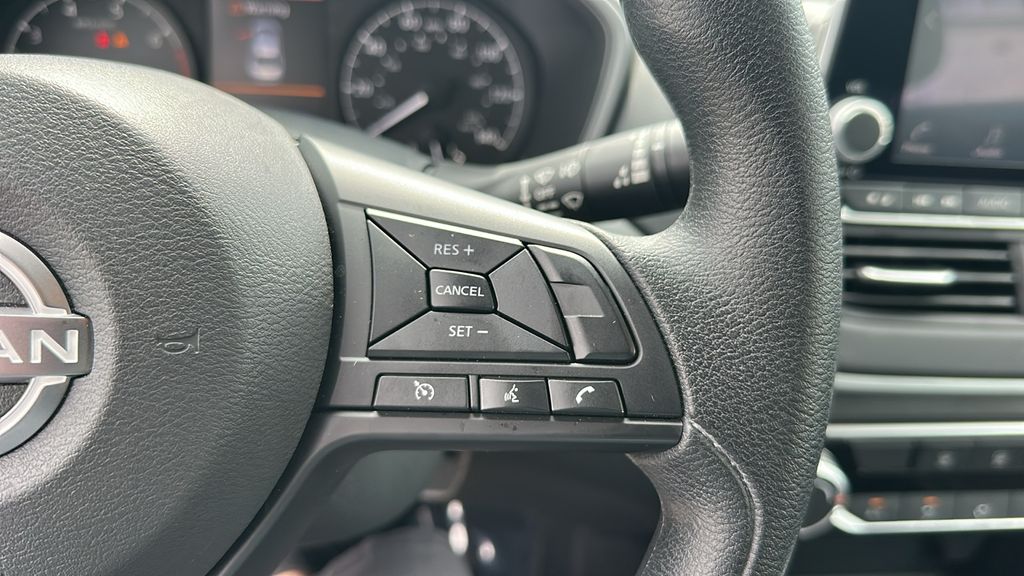 2025 Nissan Altima S Image 15 of 31