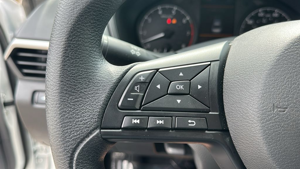 2025 Nissan Altima S Image 29 of 31