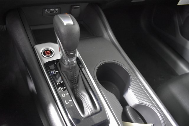 Vehicle image 22 of 29